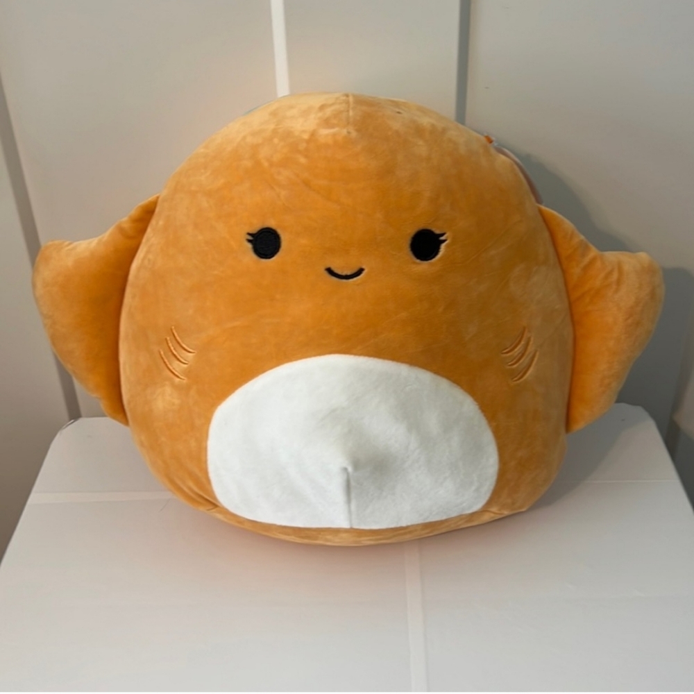 🎉HP🎉 Squishmallows 11" Halton the Stingray